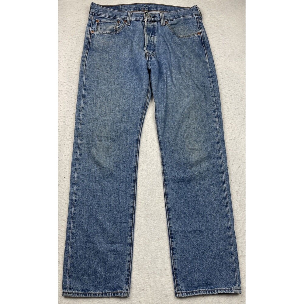 Levi’s 501 Men’s 31x30 Light Wash Blue Straight Denim Jeans
